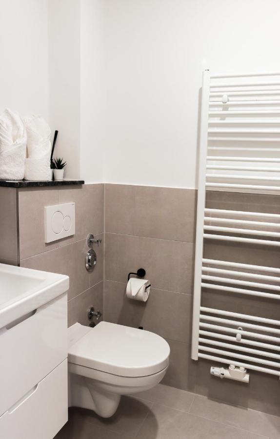 Moderne 1 Zimmer Ferienwohnung Im Landhaus Haffkrug Mit Terrasse, Gartenblick Und Parkplatz In Ruhiger Lage Scharbeutz Εξωτερικό φωτογραφία