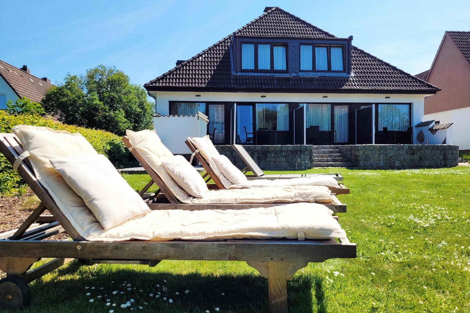 Moderne 1 Zimmer Ferienwohnung Im Landhaus Haffkrug Mit Terrasse, Gartenblick Und Parkplatz In Ruhiger Lage Scharbeutz Εξωτερικό φωτογραφία