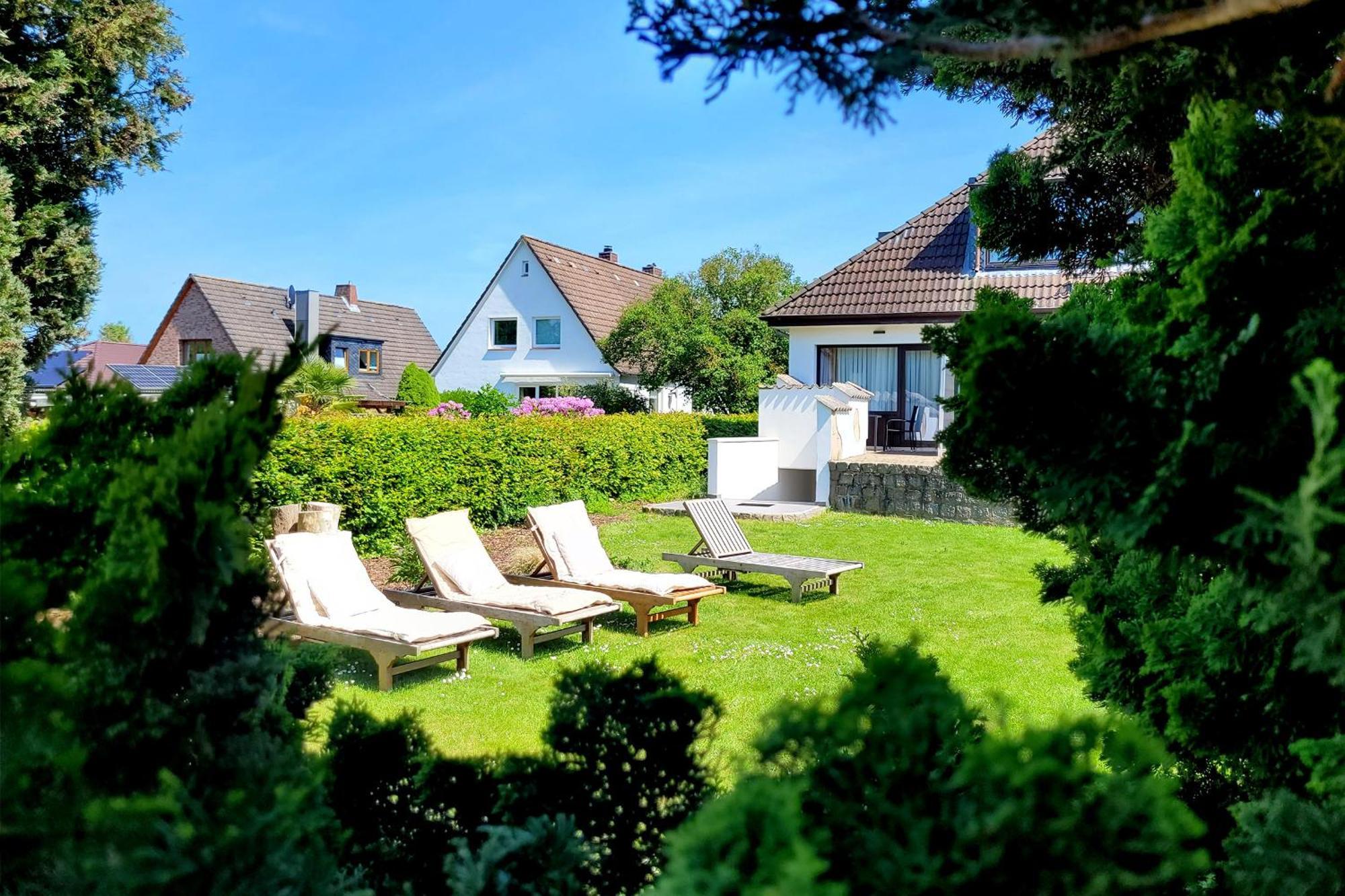Moderne 1 Zimmer Ferienwohnung Im Landhaus Haffkrug Mit Terrasse, Gartenblick Und Parkplatz In Ruhiger Lage Scharbeutz Εξωτερικό φωτογραφία